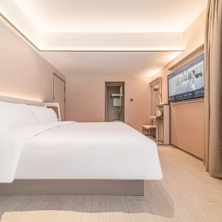 HanTing Hotel (Golmud Bayi Middle Road Huaxing Shopping Plaza)