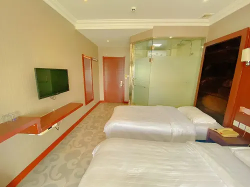 Liaoyuan Qixi Fashion Hotel Hotels in Dongliao