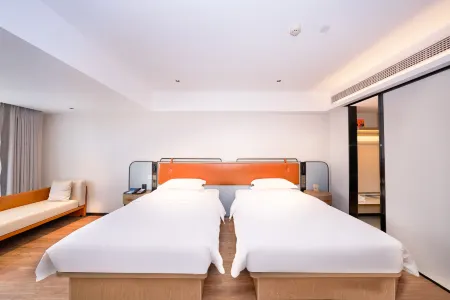 Echarm Hotel (Wuhan Hankou Railway Station Fanhai CBD)