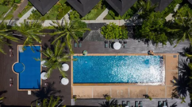 Nakara Long Beach Resort