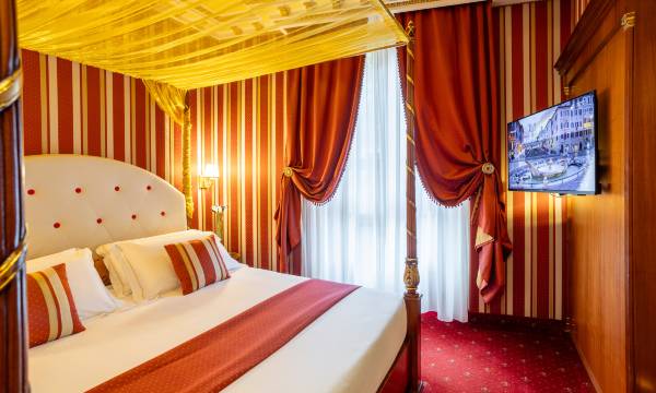 Hotel Manfredi Suite In Rome