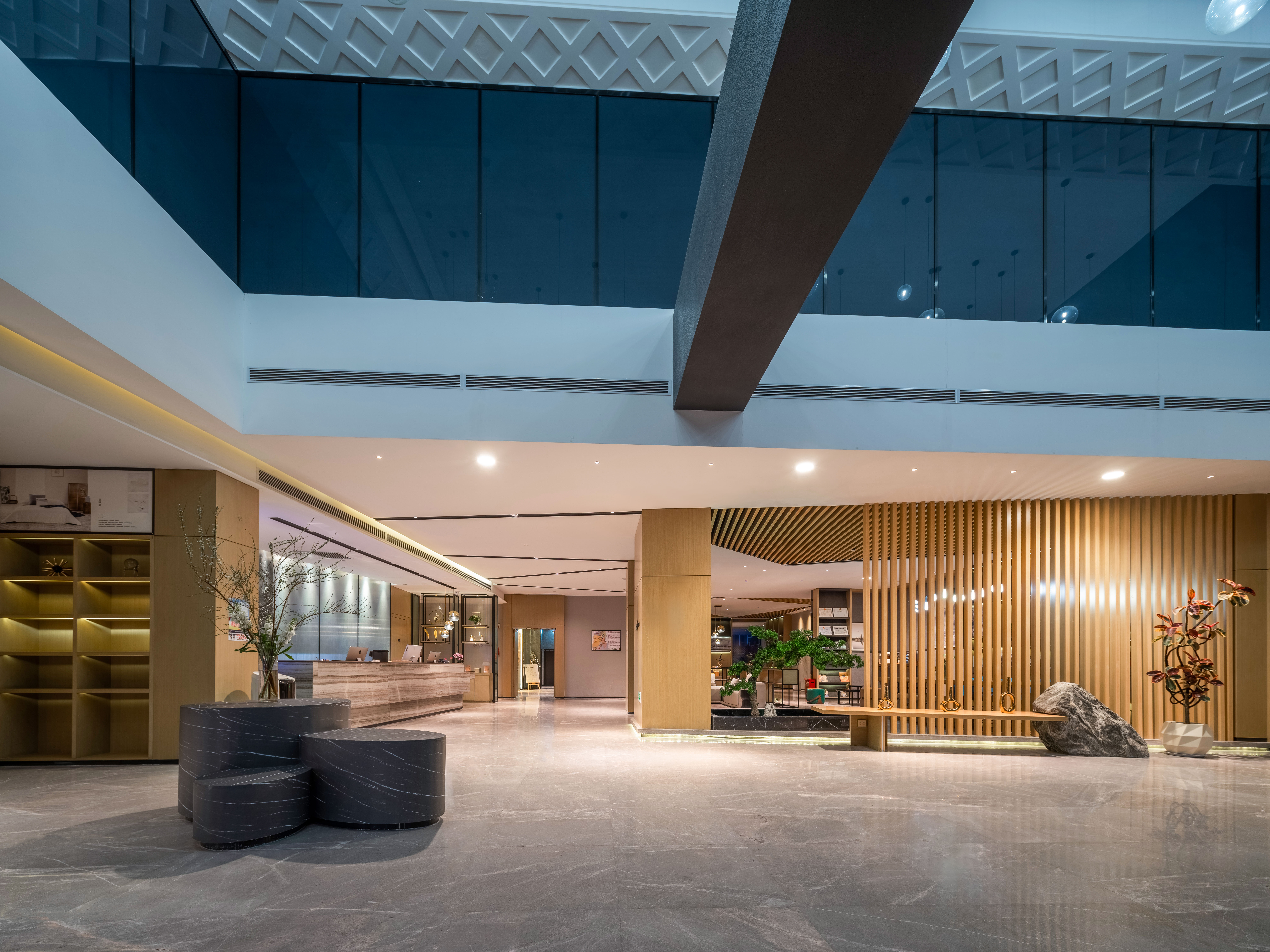 Atour Hotel (Yinchuan Drum Tower Pedestrian Street)Over view