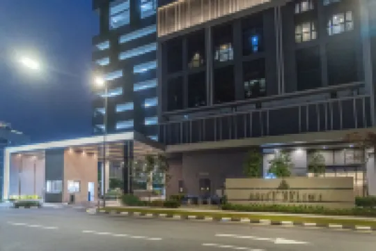 Agile Bukit Bintang TRX, KL City by Cobnb Hotel berhampiran Institut Kemahiran MARA @ Kuala Lumpur, Pusat Keusahawanan