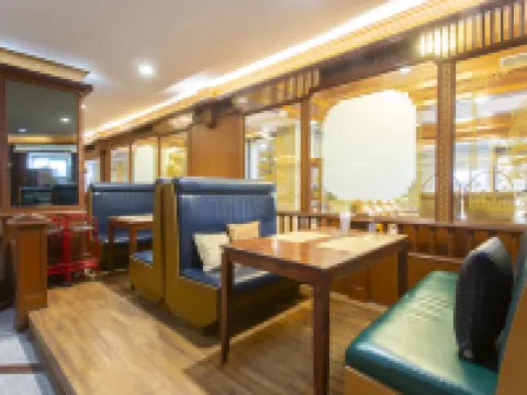 โรงแรมทองธารินทร์ โรงแรมในอำเภอเมืองสุรินทร์