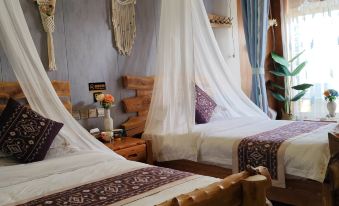 Nianchu Stellar Blossom Lodge · FL.wood Boutique Homestay
