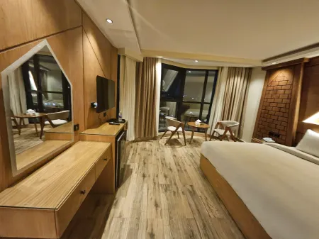 Neom Pyramids Valley Boutique Hotel