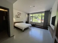 Hillside Haven Hotels in Jiaoling