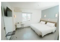 Carani Hotel Yogyakarta - con vista montagne