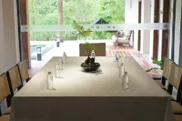 Four Seasons Hot Spring Private Soup Resort Hotel - navetta aeroportuale