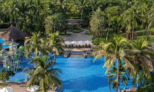 Holiday Inn Resort SANYA BAY by IHG