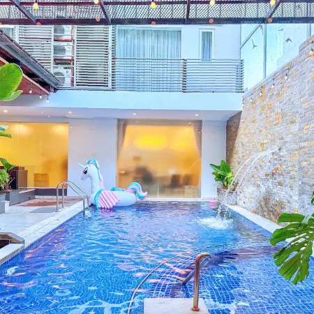 Hese Boutique Hotel & Apartment Отели рядом с достопримечательностью «Пляж Фронт-Бич»