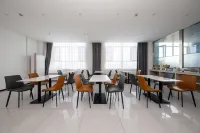 Wujiaqu Looking to the Future Grand Hotel Hotels in Wujiaqu