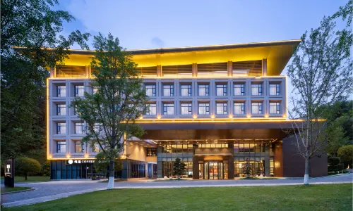 Zijing Hotel (Jingdezhen China Ceramics Museum)