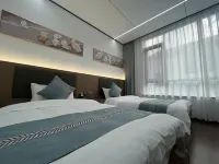 Sanqingshan Huashijian Homestay (Gangshou Cableway) - balcony