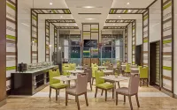 馬尼拉貝爾蒙特酒店（靠近尼尼拉國際機場 3 號客運大樓） - 早餐