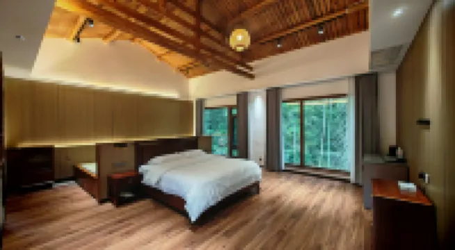 Zixi Lingshang Taoyuan Shanling Countryside Homestay