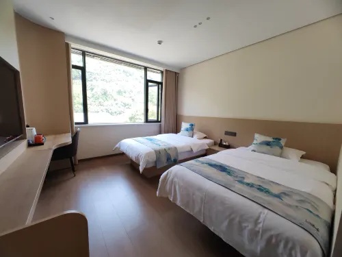 Panda Hotel Hotels in Mabian