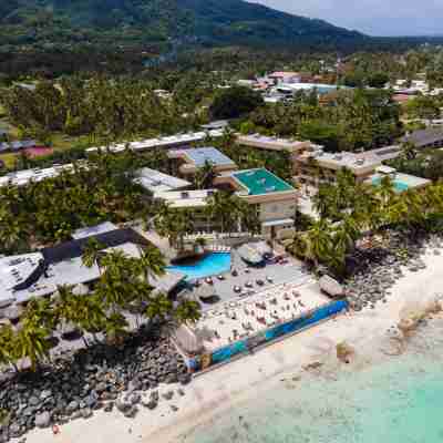 The Edgewater Resort & Spa Hotel Exterior