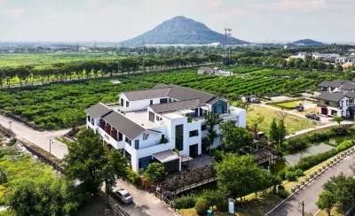 Tinghuatang Homestay Hotels in Yangshan Ecological Peach Resort