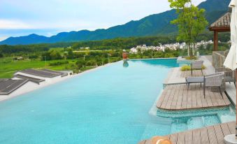 Huangshan hongcunTanhouse Hot Spring Resort