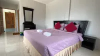 Srisuksan Klong Muang Beach Hotels in 