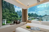 Shanmu Xishe · Gallery Art Boutique Stay (Yangshuo West Street)