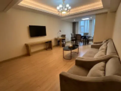 Vienna International Hotel (Xi'an North Railway Station Administrative Center)