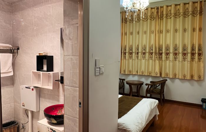 Gesar Hotel