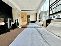 Moke E-Sports Hotel (Central Business District Pedestrian Street)