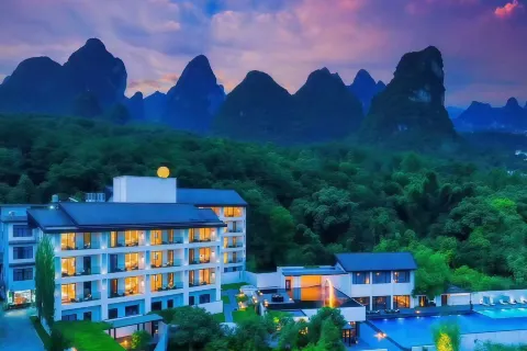 Guilin Yangshuo Nine Roots Star Luxury Hotel(Lijiang Branch)