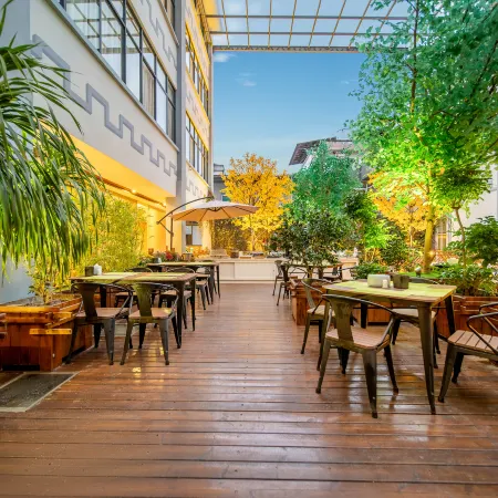 Fangting Holiday Hotel
