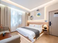 Banchenghua Homestay · (West Street Kaiyuan Temple) โรงแรมในฉวนโจว