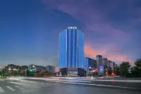 Huanman Hotel (Hanshou High-Speed Railway Station Linchen Plaza)