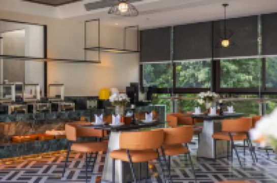 COMBIN HOTEL（Chongqing Erling Second Factory Cultural and Creative Park Store）