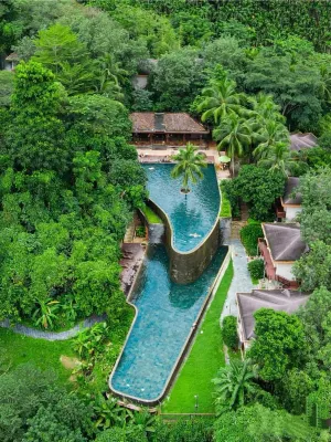 Narada Resort & Spa Qixian Mount Hotels near Mount Qixian Hot Springs National Forest Park