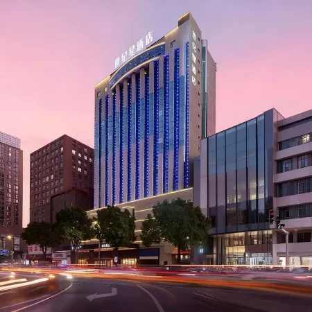 Century Star Hotel