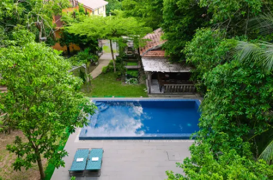 Kep Arunrass Boutique