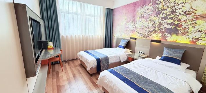 Haitang Hotel Hotele w: Powiat Pingyu