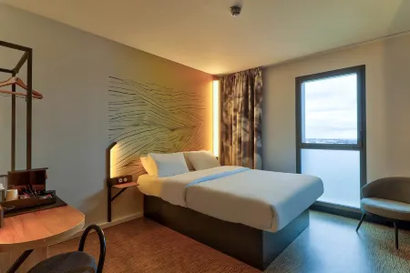 B&B HOTEL Dijon Valmy Toison d'or