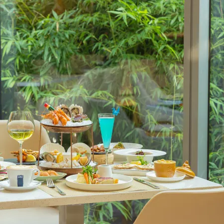 InterContinental Hotels BEIJING BEICHEN by IHG Отели рядом с достопримечательностью «Станция Olympic Green»