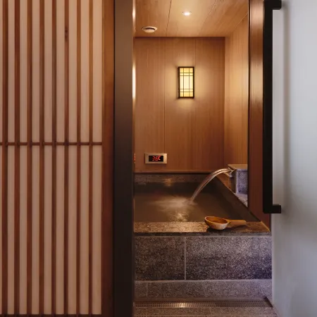 Dayin Xuntang Hot Spring Homestay Отели рядом с достопримечательностью «Храм Джинси»