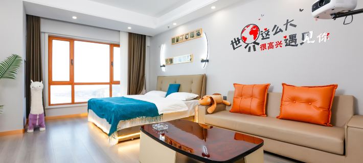 Zhuanghe Xiaojiangnan Homestay (Changhe Yuehu) 庄河のホテル