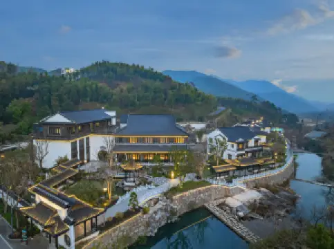 Anji Eryuehua Hot Spring Resort Hotel (Yunshang Grassland Branch)