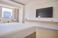 Qiqihar M•Comfort Sleep Hotel (Wanda Plaza) - balcony