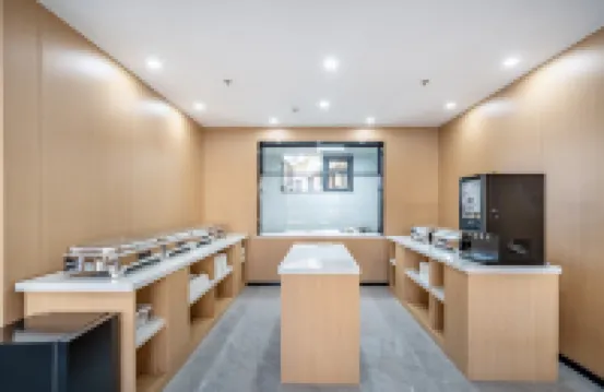 Zhishang Hotel