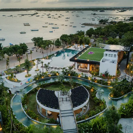 Sumitra Luxury Villas & Resort by Pramana Отели рядом с достопримечательностью «Пляж Мертасари»