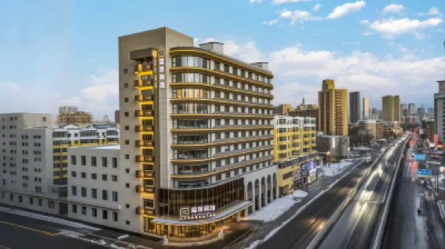 Shenyang Lanying Hotel (Taiyuan Street, Shenyang Railway Station Branch) Hotels near Heping