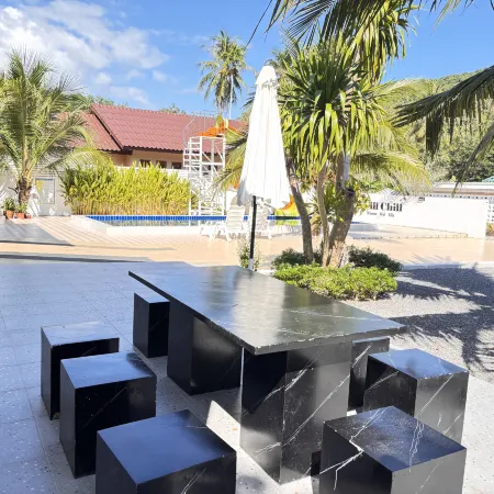 Chill Chill @Khanom Pool Villa