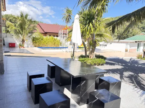 Chill Chill @Khanom Pool Villa