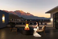 Yichuan·Hoshino | Mountain View Sunshine Golden Peak · Designer Homestay